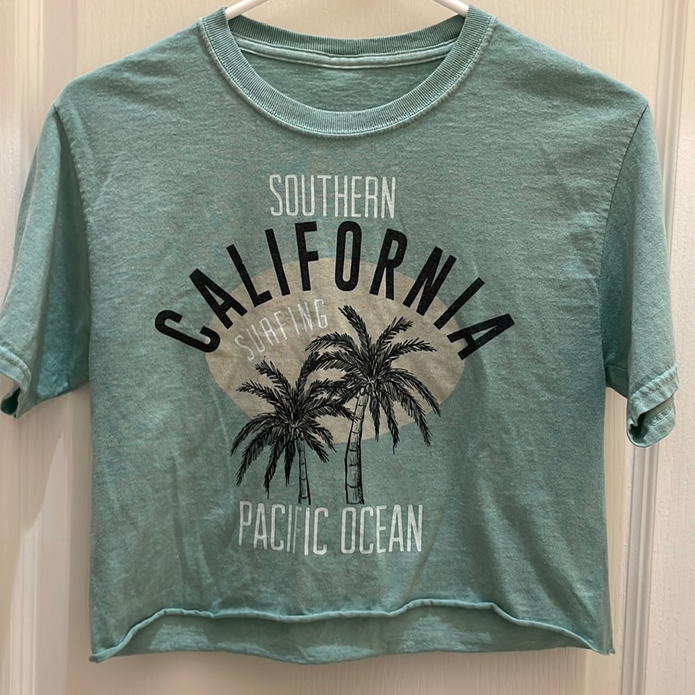 SOCIAL CULTURE CALIFORNIA CROP TOP